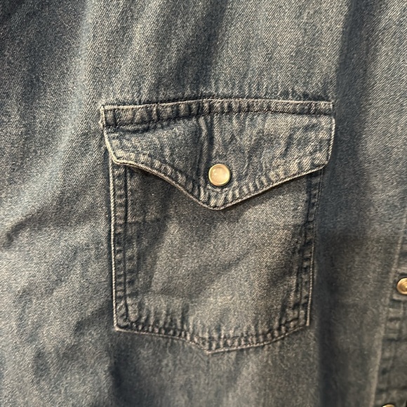 Real Ranch Workwear 2XLT Men’s with pearl snaps. Good used condition. - Picture 5 of 9